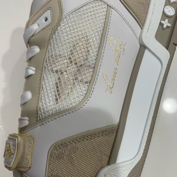 Louis Vuitton lv trainer tan monogram sneakers sz 11 LV us 12 strap - Picture 4 of 11